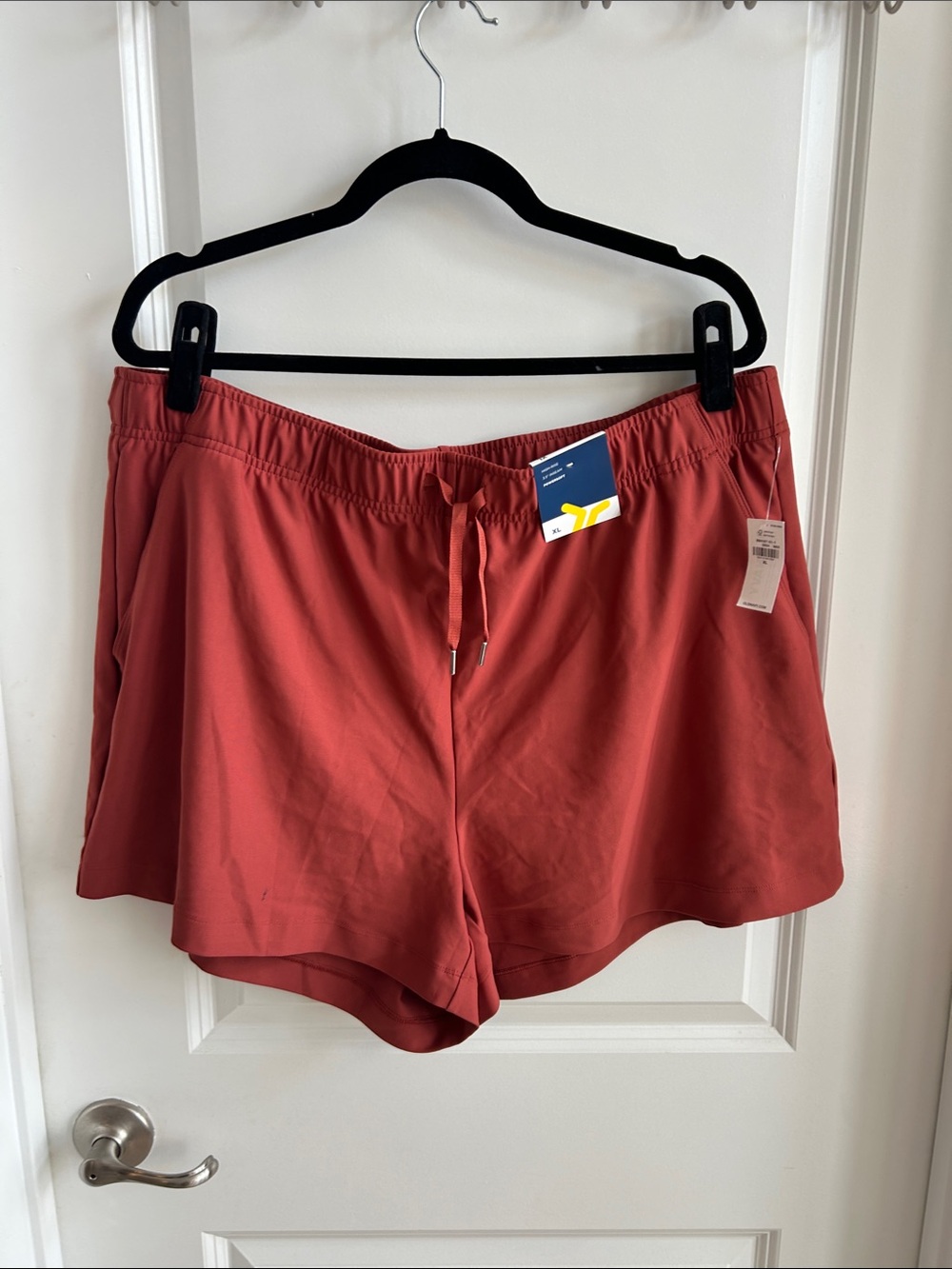 Old Navy Women's Athletic Shorts in Coral Red
